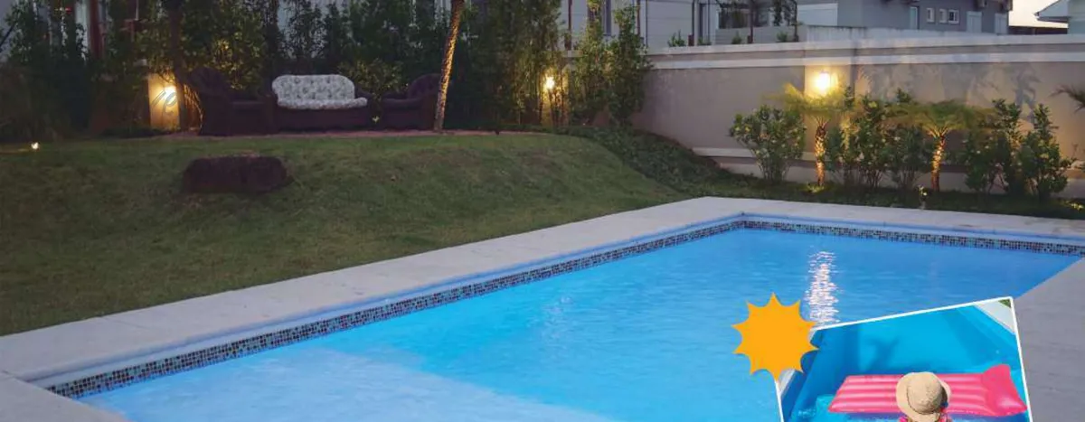 Spiaggia fiberglass pool installed by Ford Concrete in Kansas City