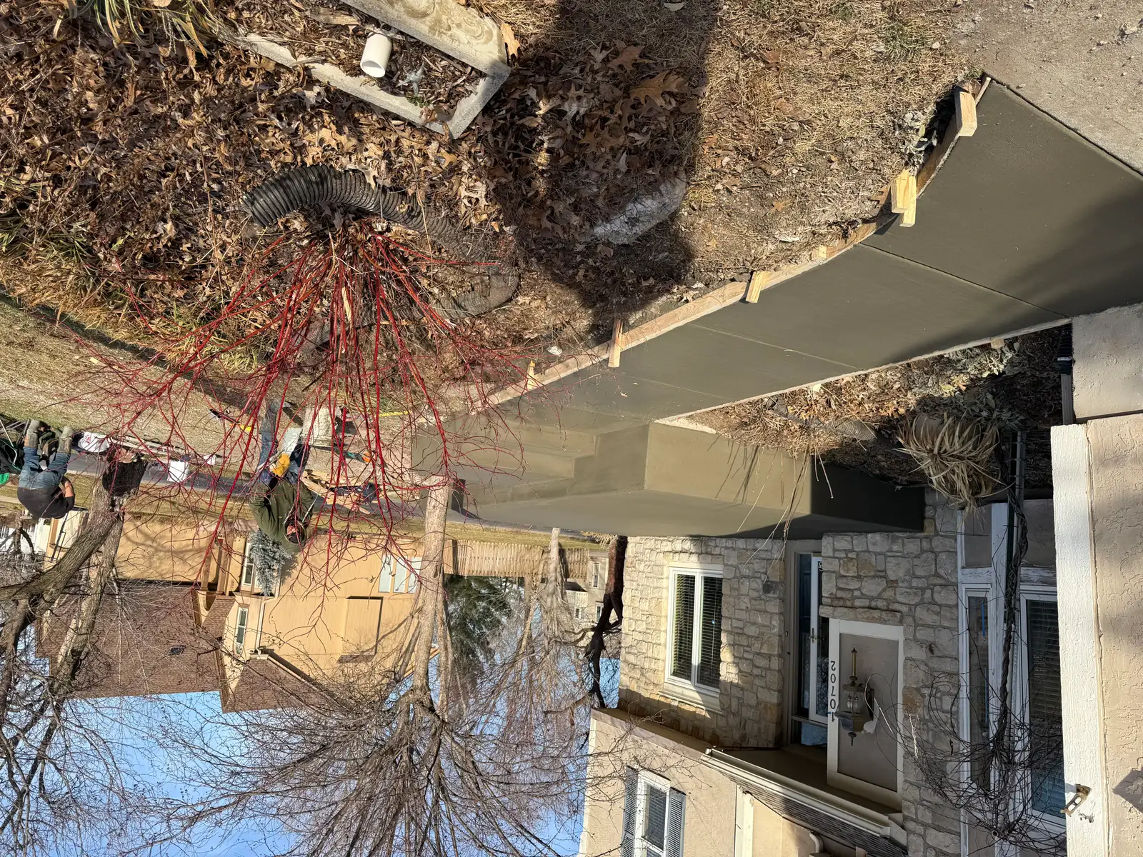 Front walkway and driveway apron Kansas City — concrete pour | Ford Concrete